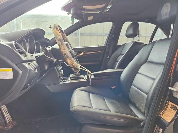 2013 MERCEDES-BENZ C-CLASS C300 — DENT