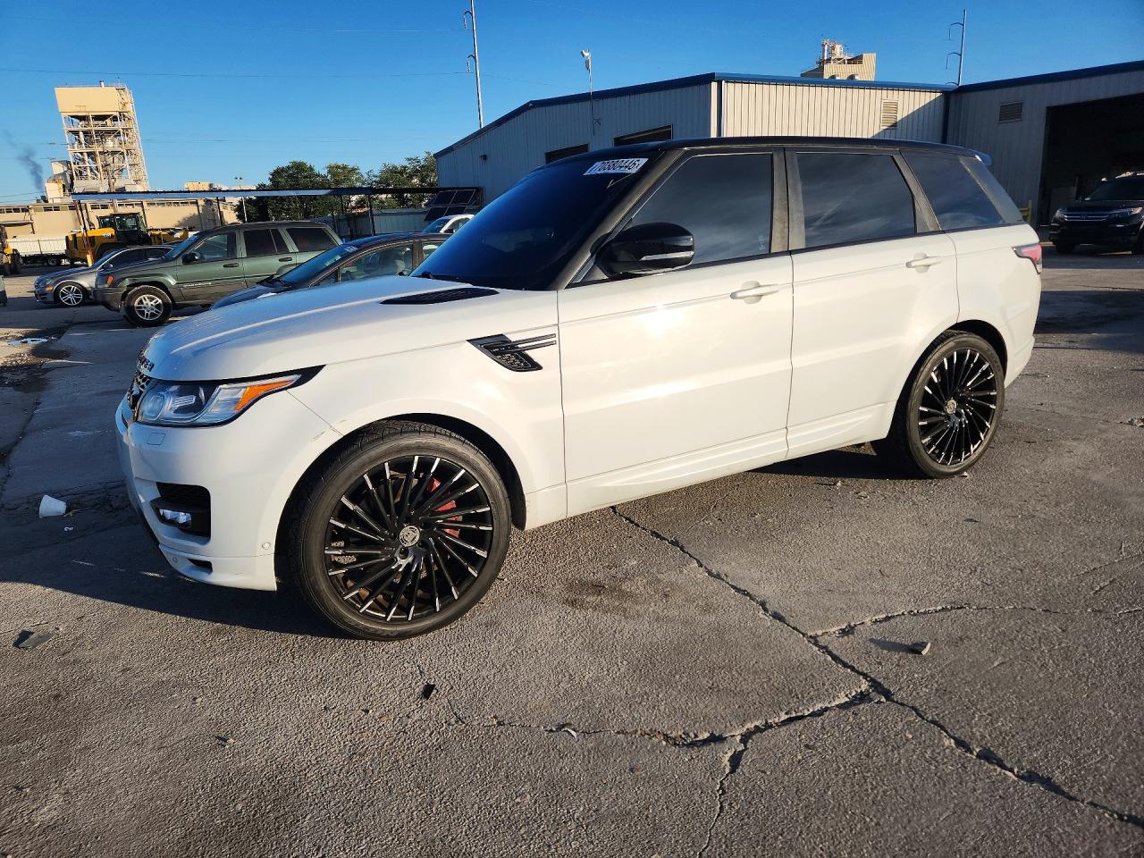 2016 LAND ROVER RANGEROVER Autobiography — Front 3/4