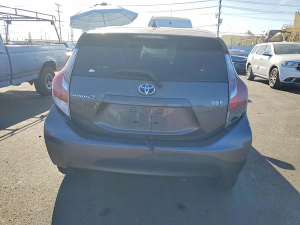 2016 TOYOTA PRIUS — DIRR