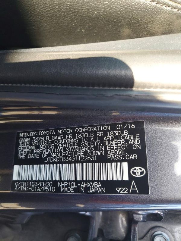 2016 TOYOTA PRIUS — VINS