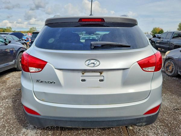 2014 HYUNDAI TUCSON GLS (Middle Level) — DIRR