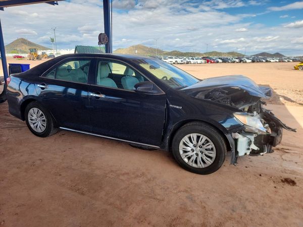 2012 TOYOTA CAMRY SOLA Hybrid — Passenger 3/4