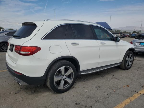 2017 MERCEDES-BENZ GLC