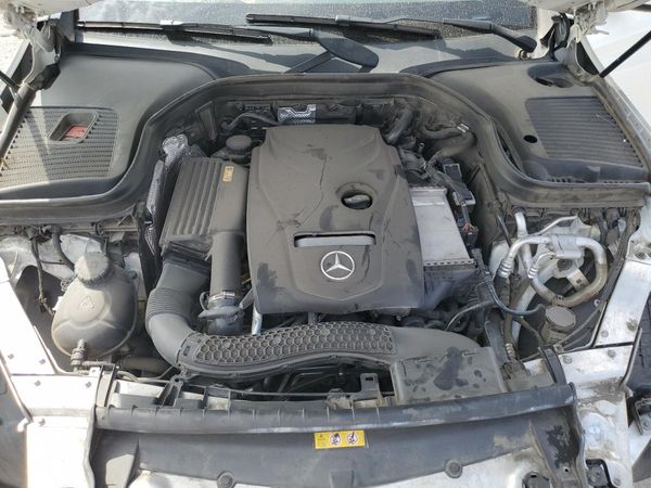 2017 MERCEDES-BENZ GLC
