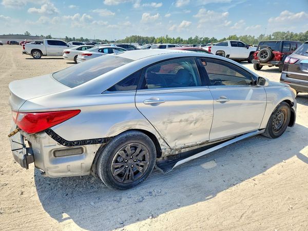 2012 HYUNDAI SONATA Middle-low level — PSRA