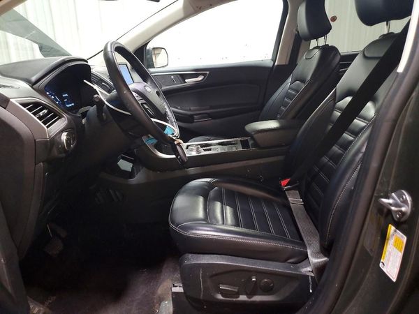 2022 FORD EDGE — DENT