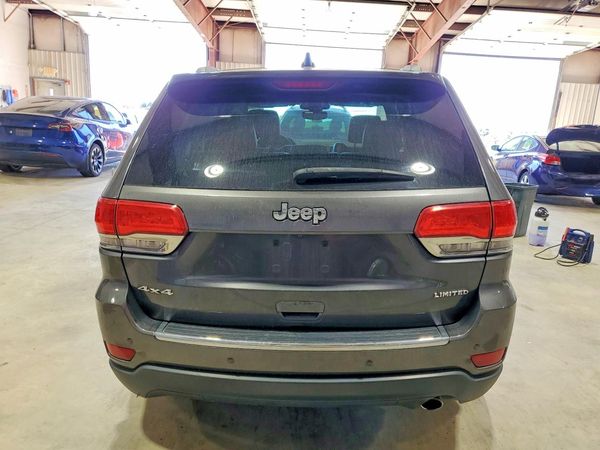 2018 JEEP CHEROKEE Limited — DIRR