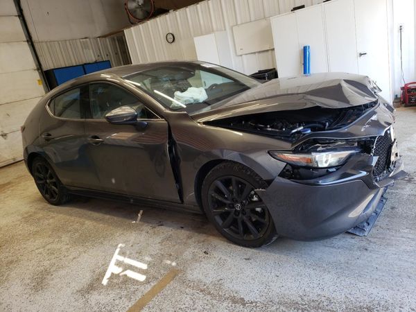 2022 MAZDA 3 Premium Package