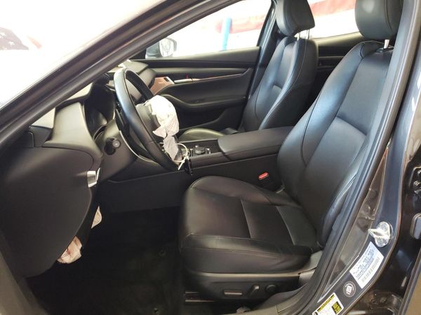 2022 MAZDA 3 Premium Package
