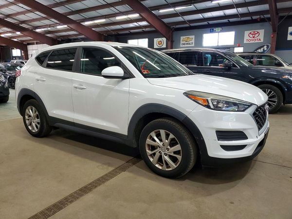 2019 HYUNDAI TUCSON SE — Passenger 3/4