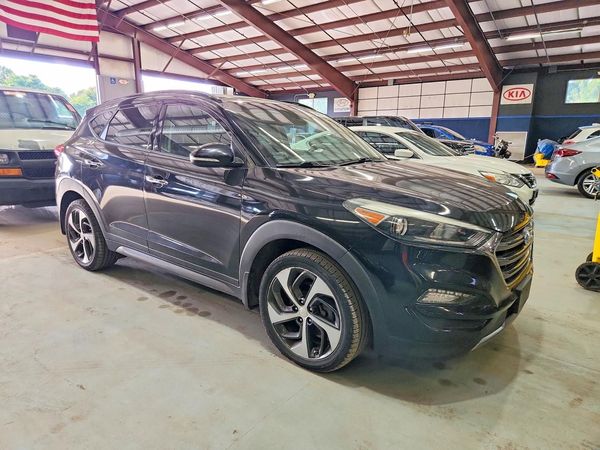 2016 HYUNDAI TUCSON — Passenger 3/4