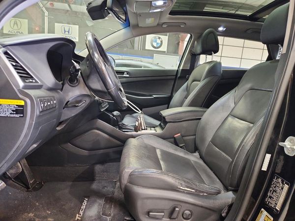 2016 HYUNDAI TUCSON — DENT