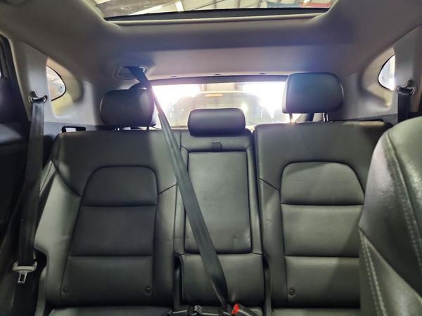 2016 HYUNDAI TUCSON — SUVN