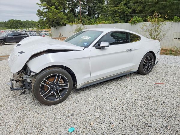 2021 FORD MUSTANG I4 Coupe — Front 3/4