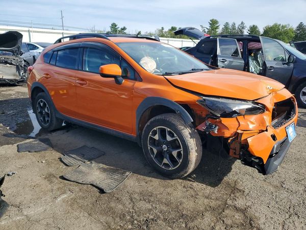 2018 SUBARU CROSSTREK Premium+ES+BSD — Passenger 3/4