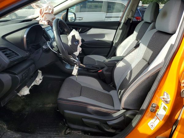 2018 SUBARU CROSSTREK Premium+ES+BSD — DENT