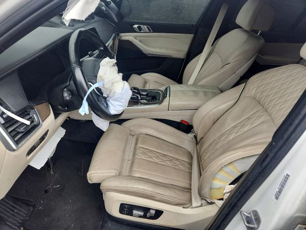 2019 BMW X5 xDrive40i — DENT