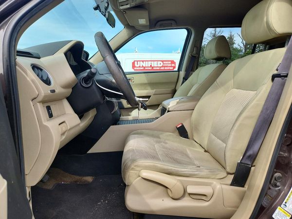 2014 HONDA PILOT LX — DENT