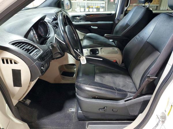 2019 DODGE GRAND CARAVAN SXT — DENT