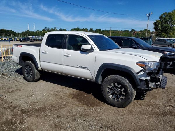 2023 TOYOTA TACOMA SR5 — Passenger 3/4