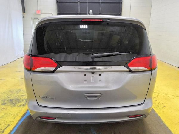 2021 CHRYSLER VOYAGER LX — DIRR
