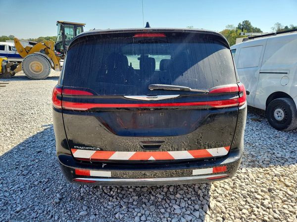 2022 CHRYSLER PACIFICA Touring L — DIRR