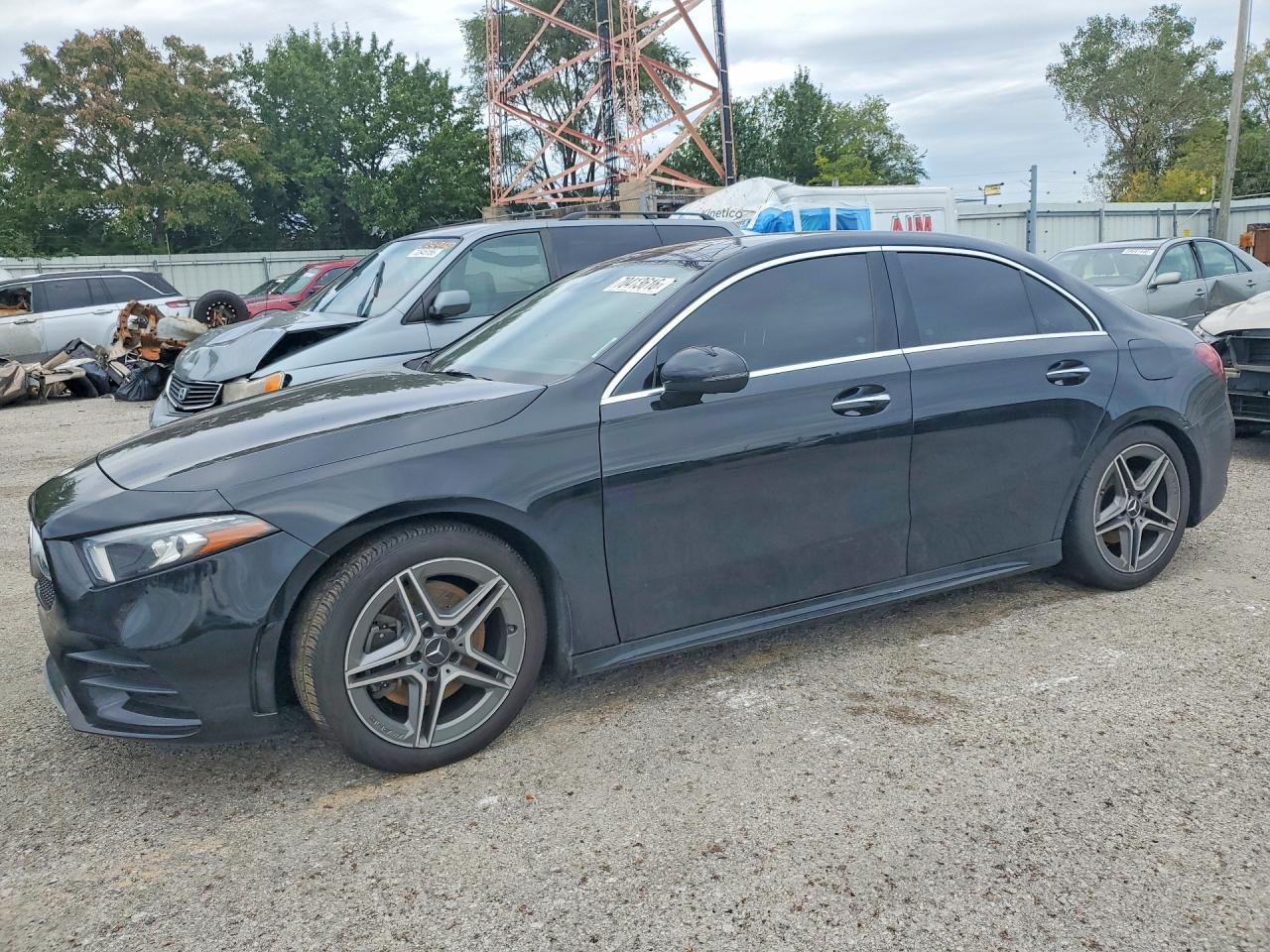 2019 MERCEDES-BENZ A-CLASS A220-4M — Front 3/4