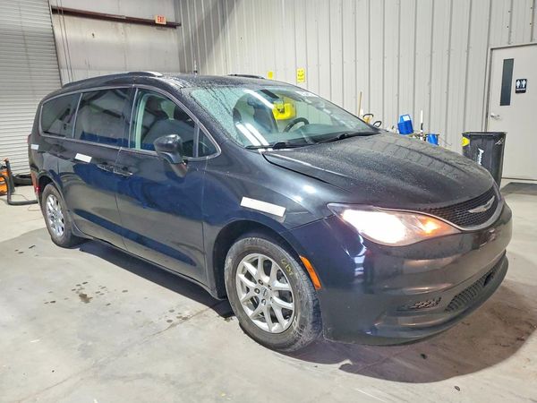 2021 CHRYSLER VOYAGER LXI — Passenger 3/4