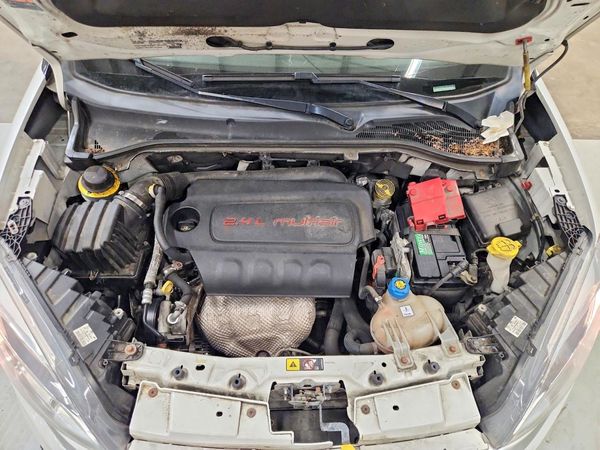 2022 RAM PROMASTER CITY Tradesman — Engine bay