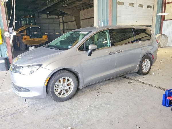 2021 CHRYSLER VOYAGER — DSFA — Front 3/4