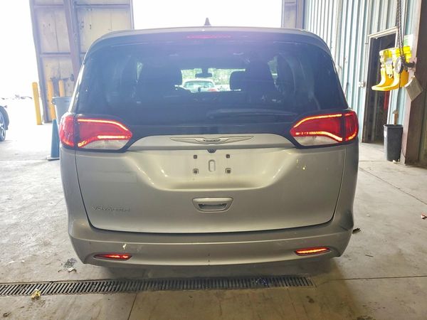 2021 CHRYSLER VOYAGER LX — DIRR