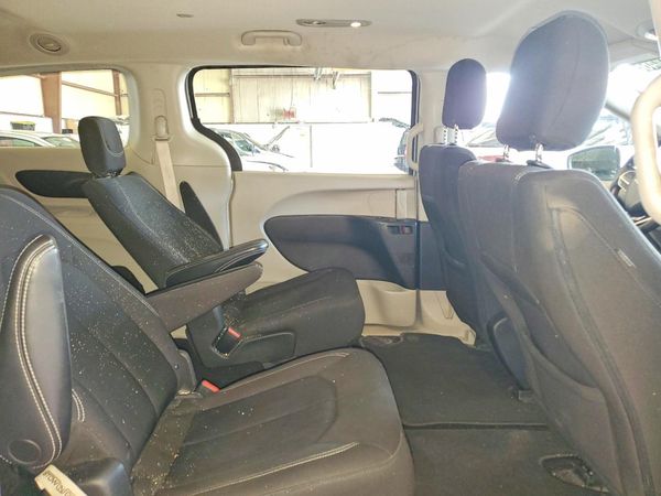 2021 CHRYSLER VOYAGER LX — PSRS