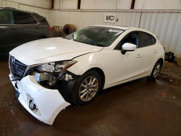 2016 MAZDA 3 — DSFA — Front 3/4