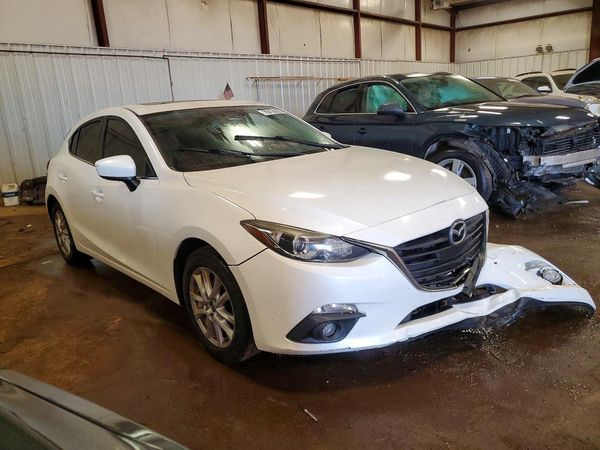 2016 MAZDA 3 SE — Passenger 3/4
