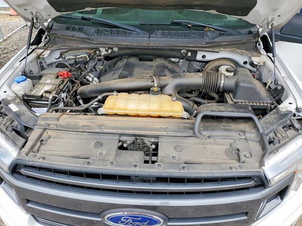 2019 FORD F150 — Engine bay