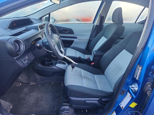 2013 TOYOTA PRIUS — DENT