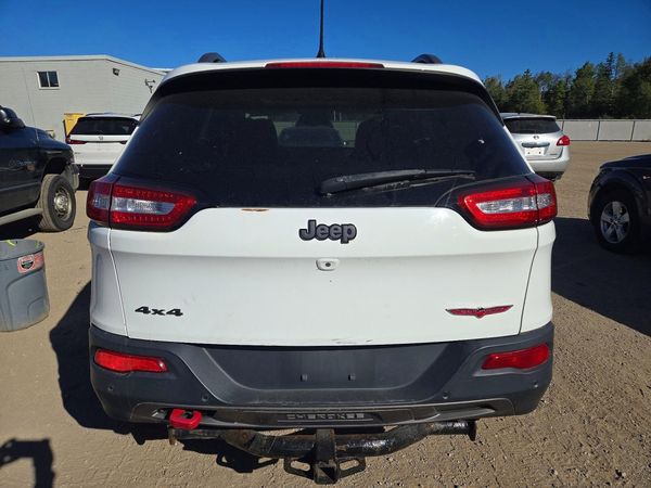 2015 JEEP CHEROKEE Trailhawk — DIRR