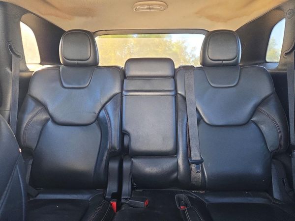 2015 JEEP CHEROKEE Trailhawk — SUVN