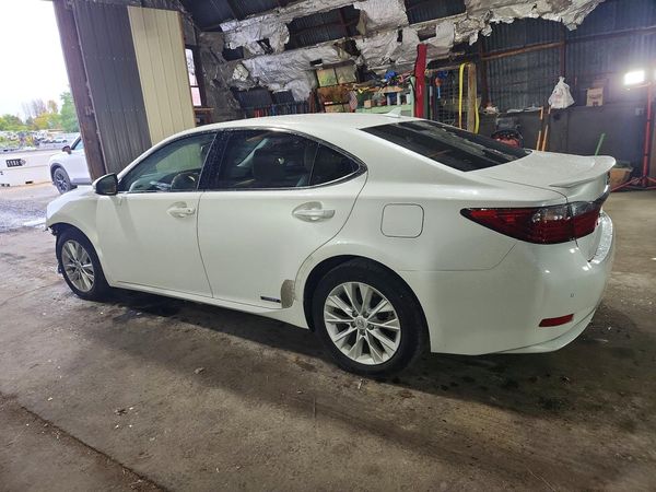 2014 LEXUS ES 300h — DSRA