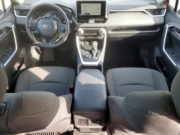 2025 TOYOTA RAV4 XLE — CKPT
