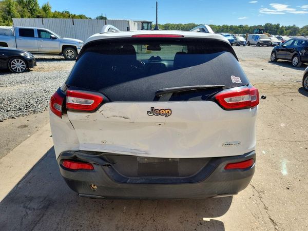 2015 JEEP CHEROKEE Latitude — DIRR