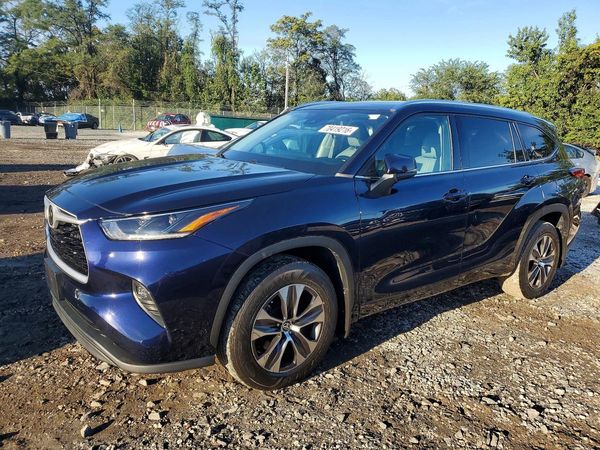2021 TOYOTA HIGHLANDER — DSFA — Front 3/4