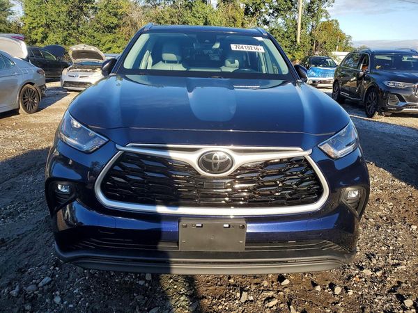 2021 TOYOTA HIGHLANDER XLE — DIRF