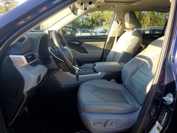 2021 TOYOTA HIGHLANDER XLE — DENT