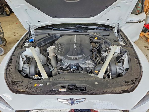 2019 GENESIS G70 — Engine bay