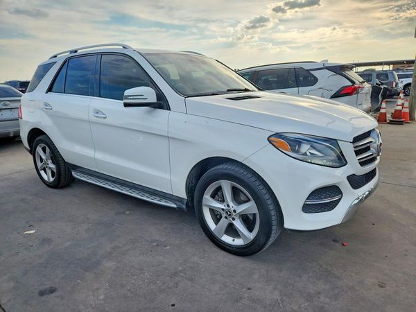 2018 MERCEDES-BENZ GLE GLE350 — Passenger 3/4