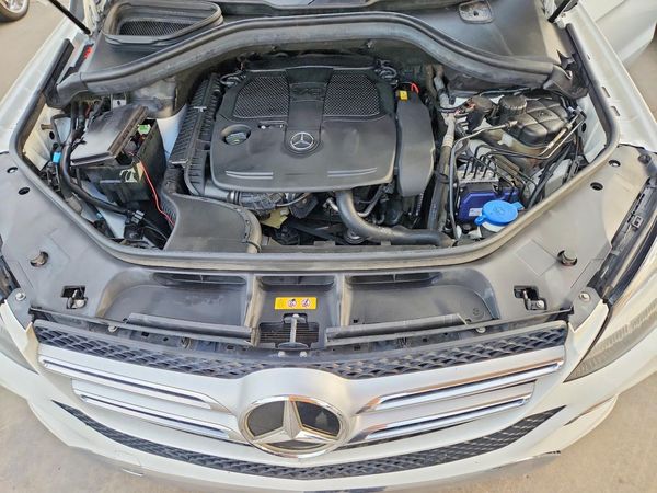 2018 MERCEDES-BENZ GLE GLE350 — Engine bay