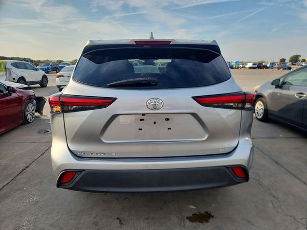 2021 TOYOTA HIGHLANDER XLE — DIRR