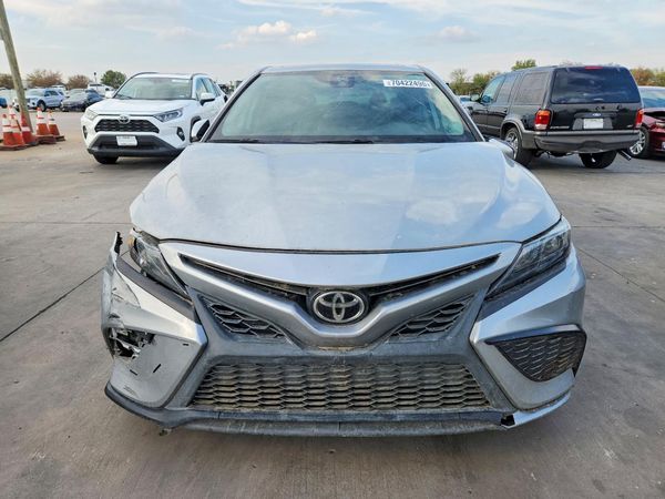 2021 TOYOTA CAMRY SE + Convenient Pkg — DIRF
