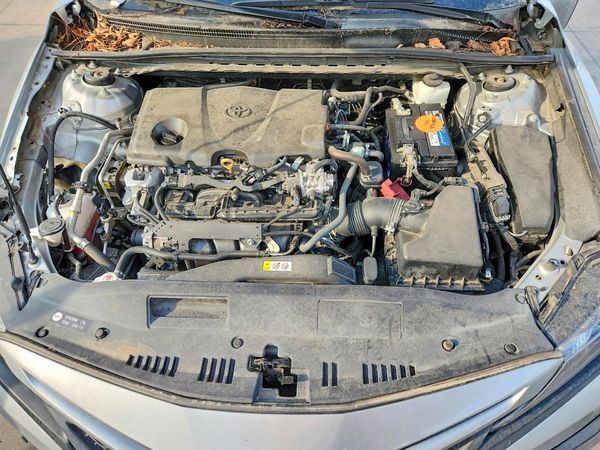 2021 TOYOTA CAMRY SE + Convenient Pkg — Engine bay